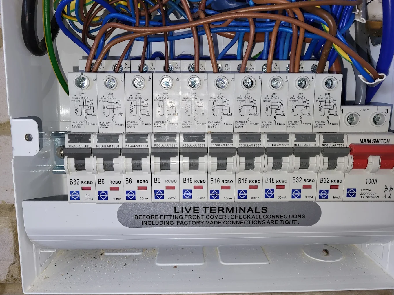 Garage lighting installation